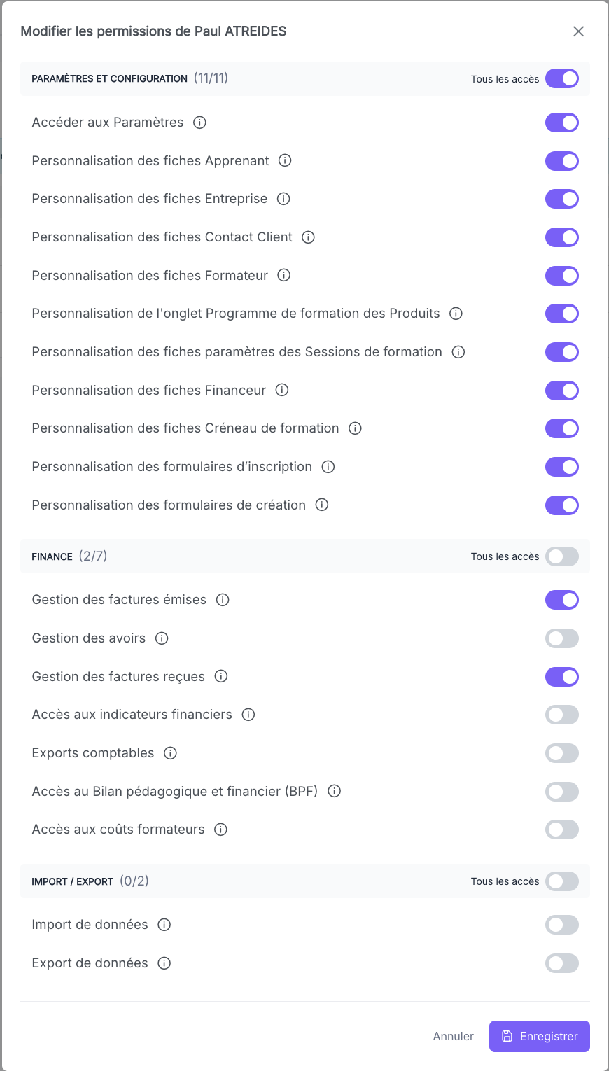 Panneau de modification des permissions avec les groupes et toggles